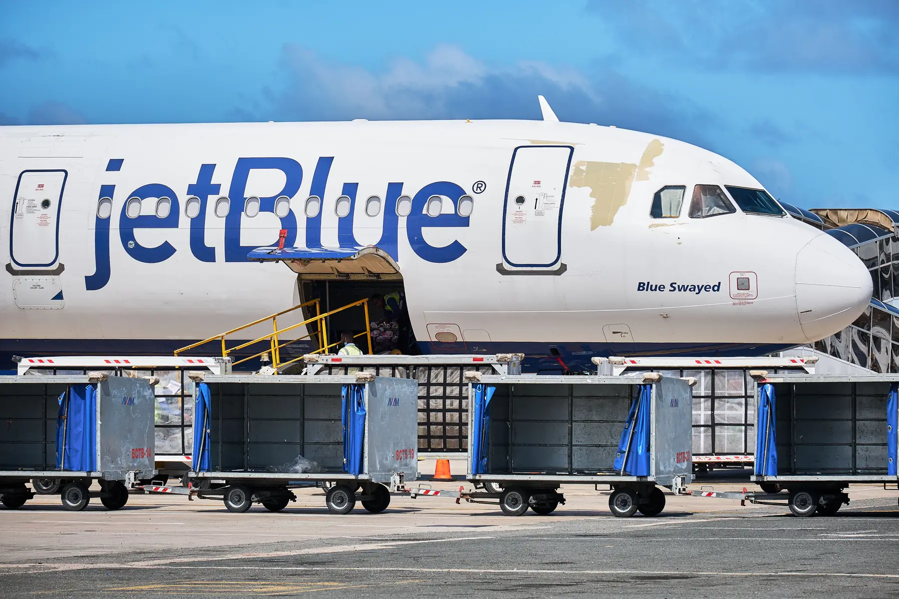 JetBlue aircraft
