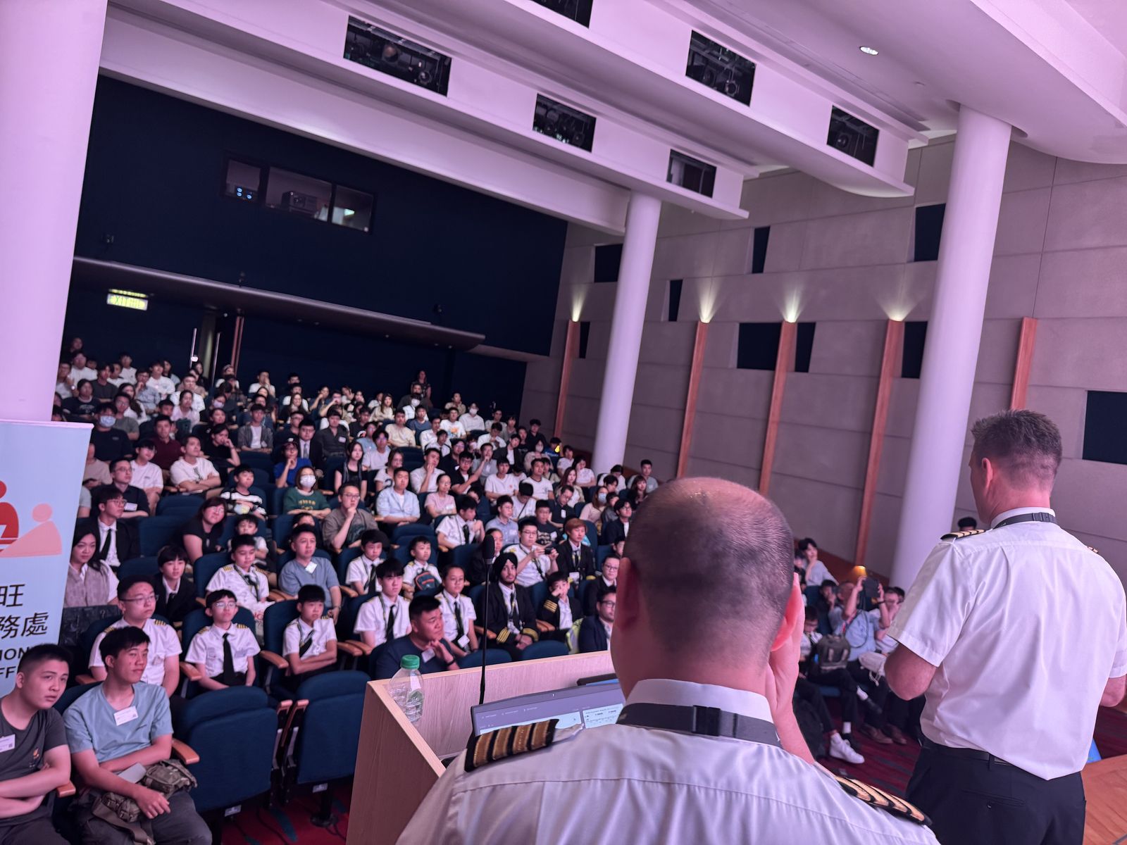 HKPAPA aviation talk to a student audience